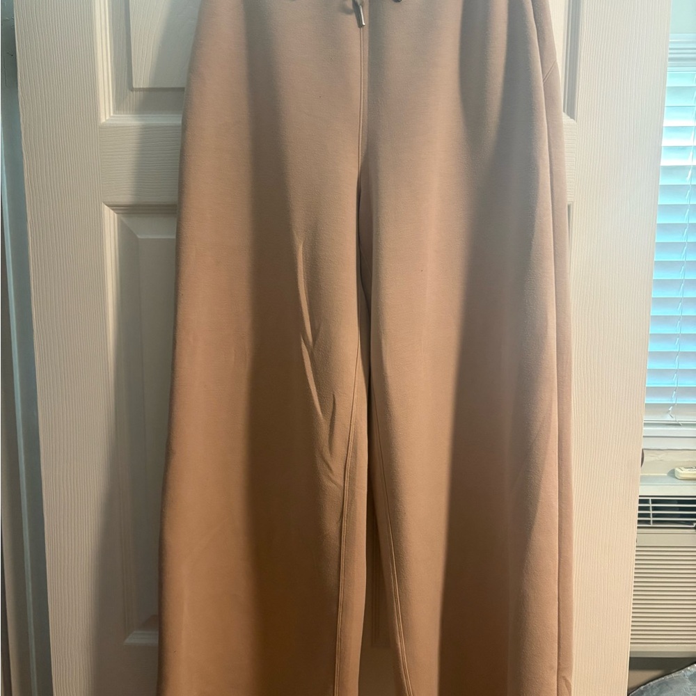 Light pink AirEssentials